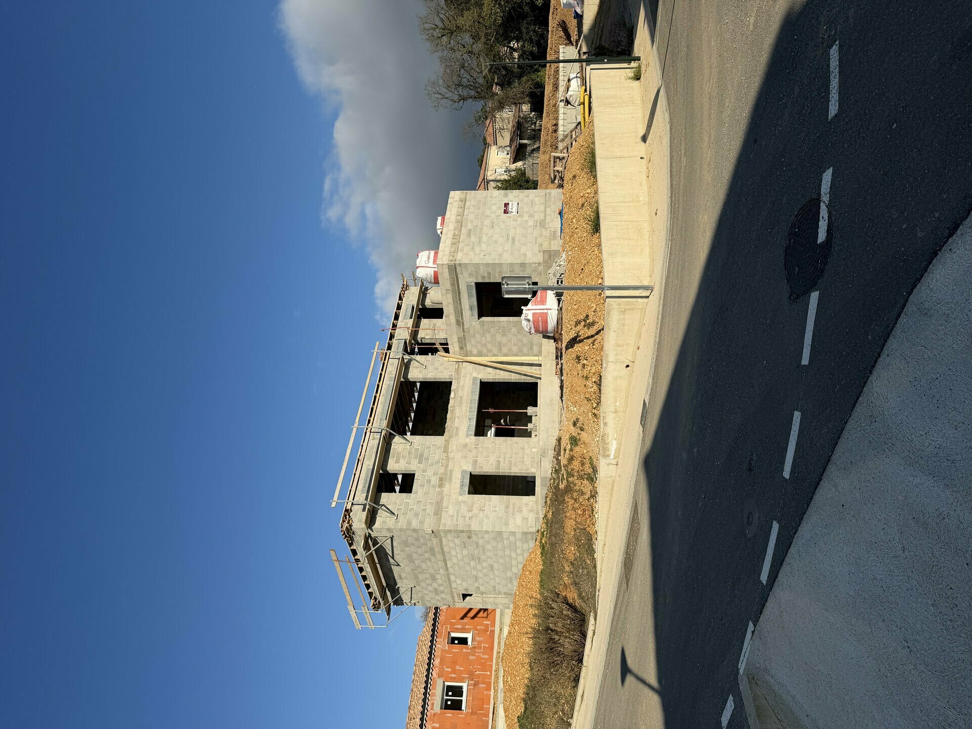 5 erreurs qui font exploser le budget d’une maison individuelle